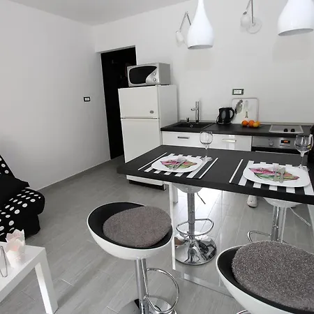 Apartment Exclusive Gorica *